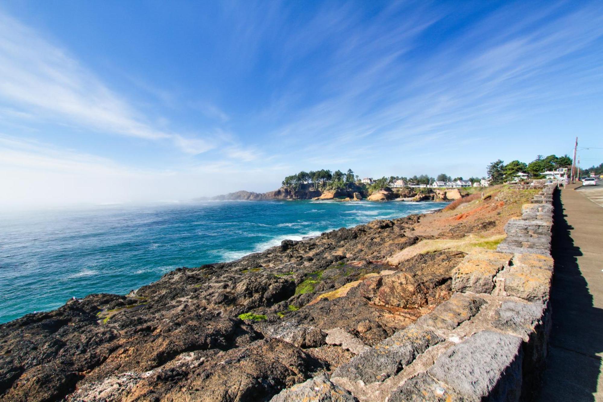 Captain'S Quarters And Cabins Depoe Bay Buitenkant foto