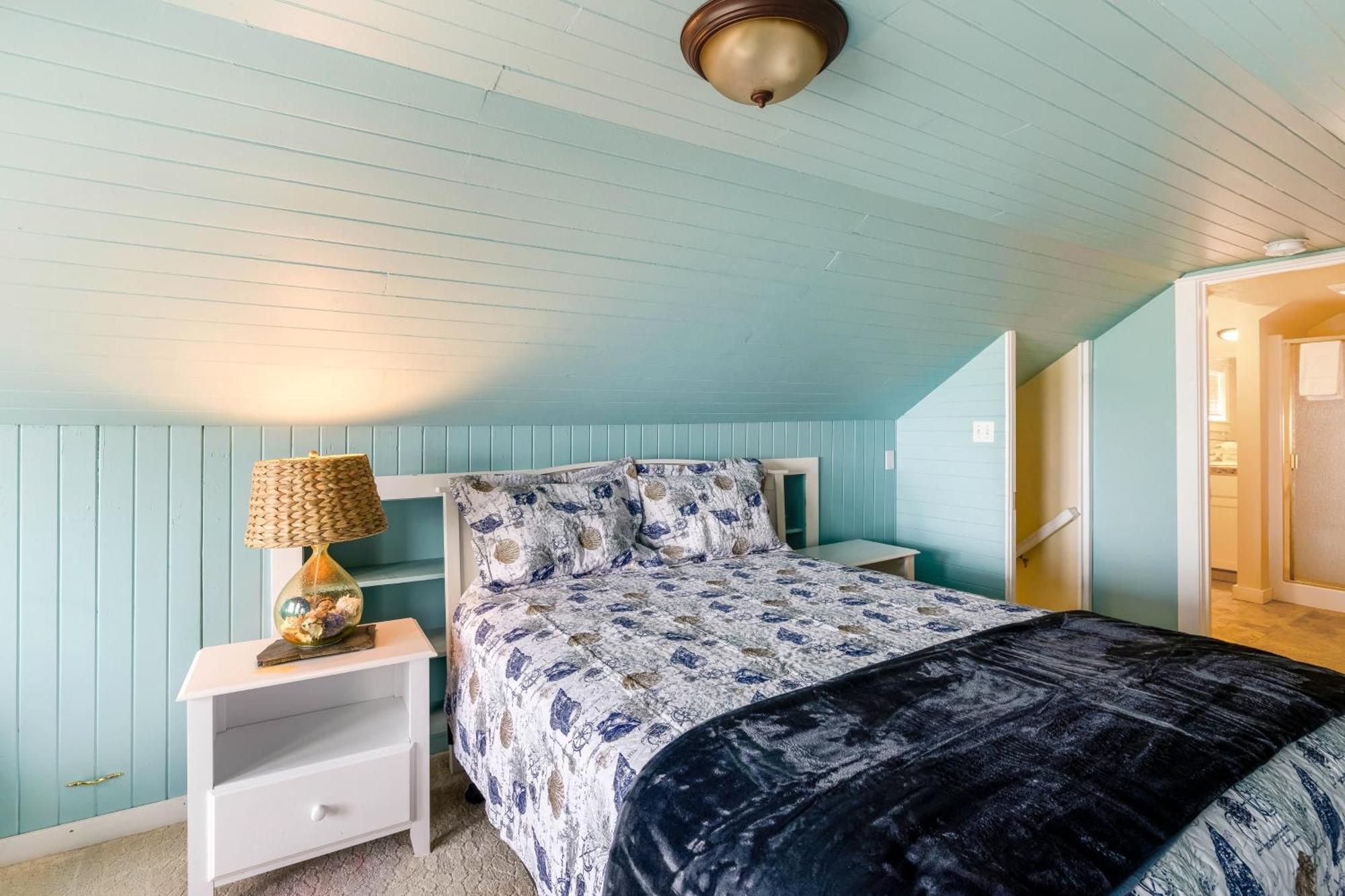 Captain'S Quarters And Cabins Depoe Bay Kamer foto